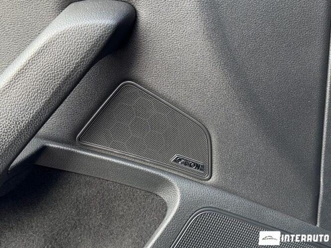 Skoda Superb 43 interauto-car