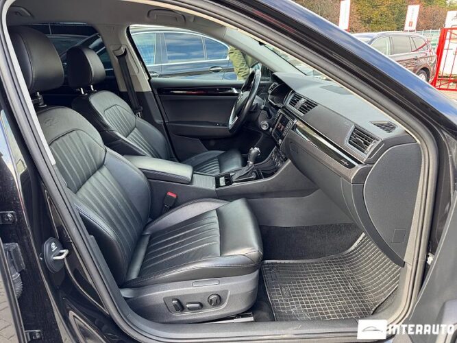 Skoda Superb 35 interauto-car