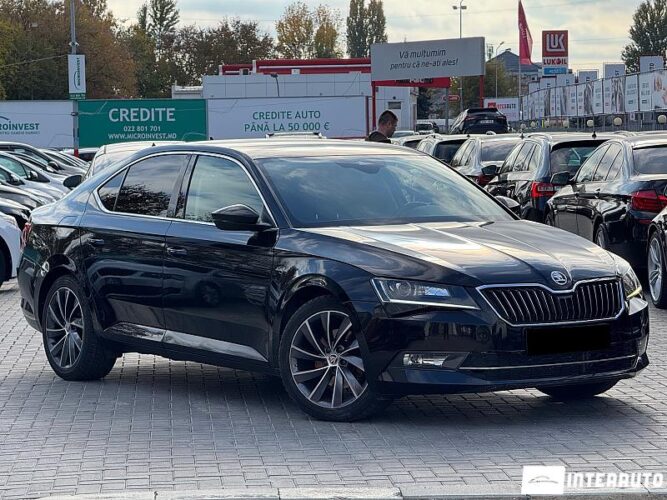 Skoda Superb 30 interauto-car