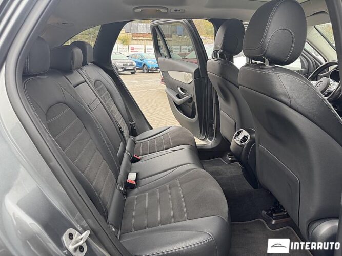 Mercedes GLC 300de 48 interauto-car