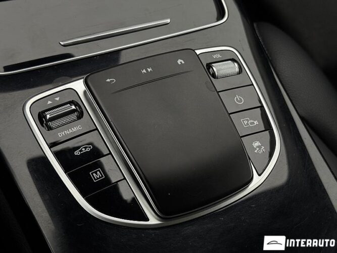 Mercedes GLC 300de 46 interauto-car