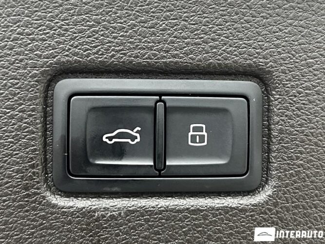 Audi Q7 56 interauto-car