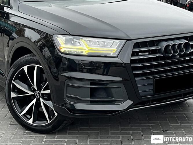 Audi Q7 39 interauto-car