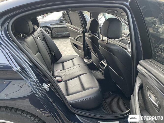 BMW 520 38 interauto-car
