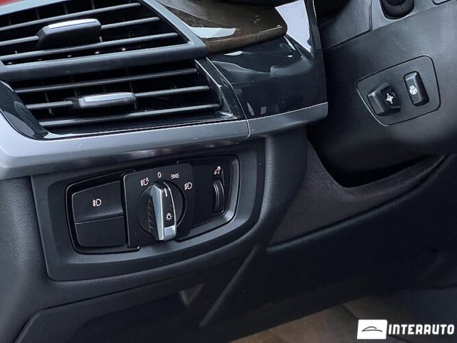 BMW X5 4.0e 56 interauto-car