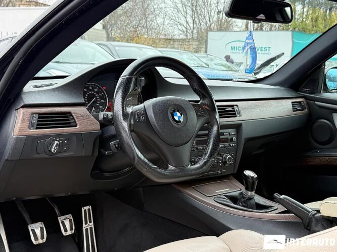 BMW 318 32 interauto-car