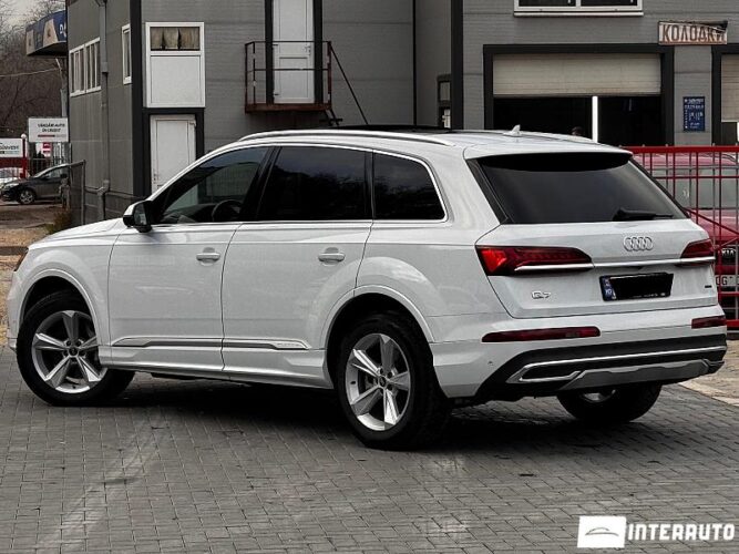 Audi Q7 39 interauto-car
