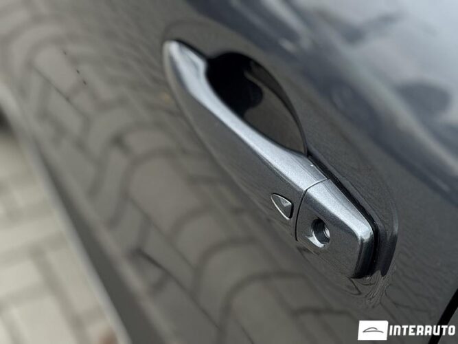 Renault Kadjar 34 interauto-car