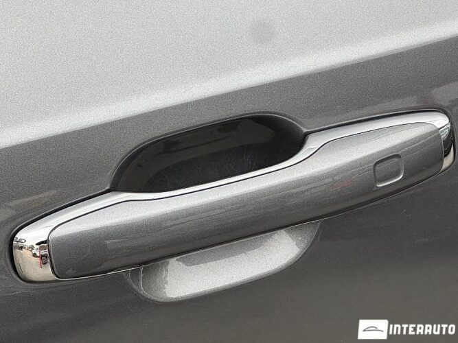 Volvo XC 90 48 interauto-car