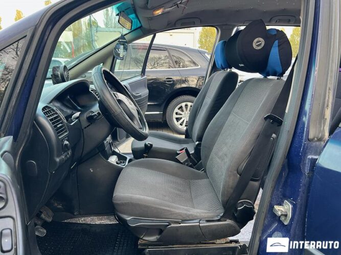 Opel Zafira 32 interauto-car