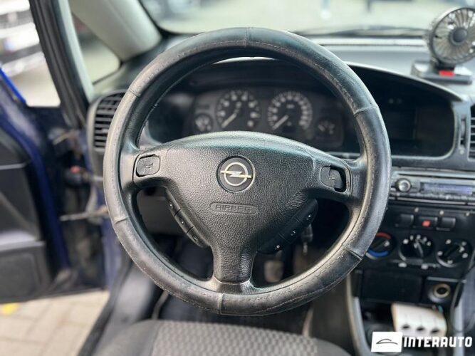 Opel Zafira 36 interauto-car