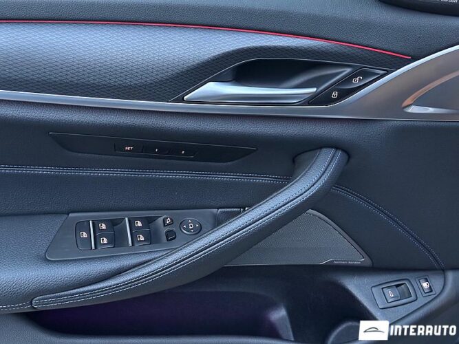 BMW 530e 50 interauto-car