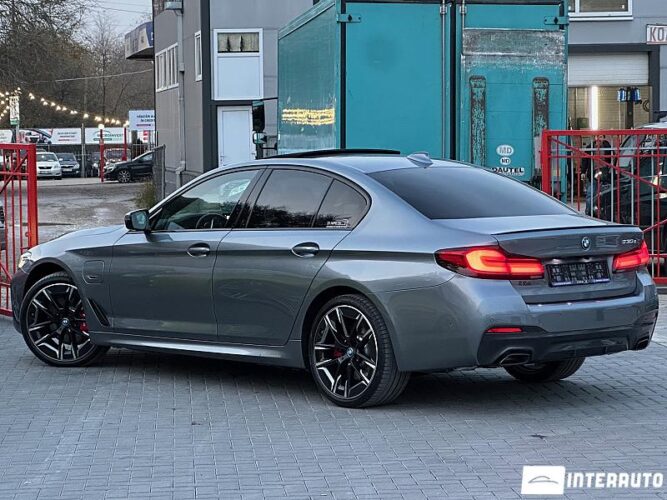 BMW 530e 37 interauto-car
