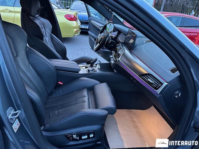 BMW 530e 39 interauto-car