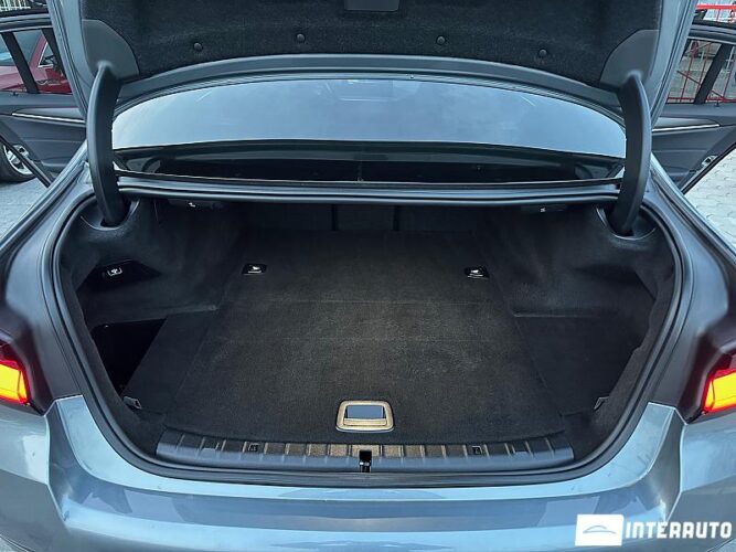 BMW 530e 55 interauto-car