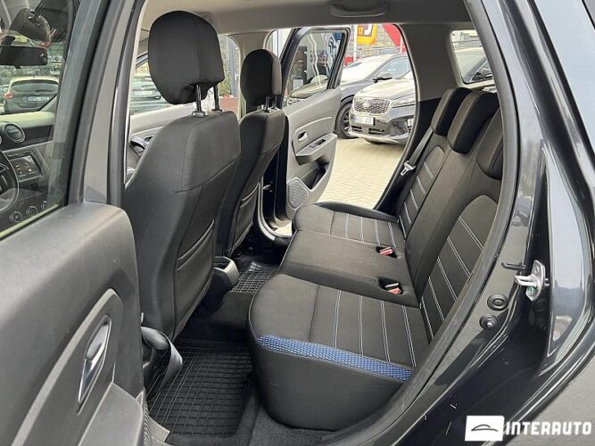 Dacia Duster 42 interauto-car