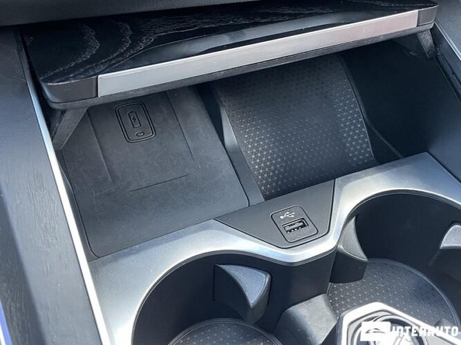 BMW X7 4.0i 53 interauto-car