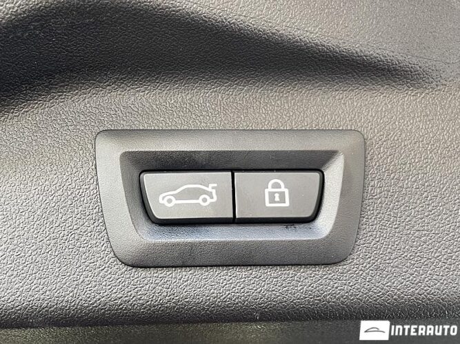 BMW X7 4.0i 62 interauto-car