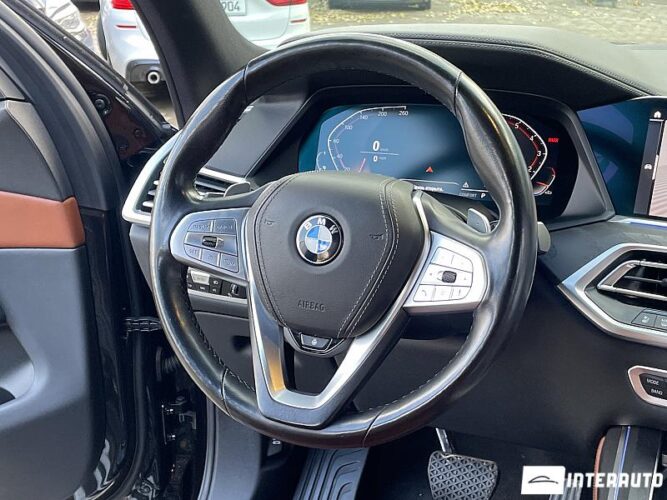 BMW X7 4.0i 48 interauto-car