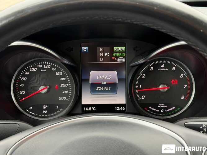 Mercedes C 350e 44 interauto-car