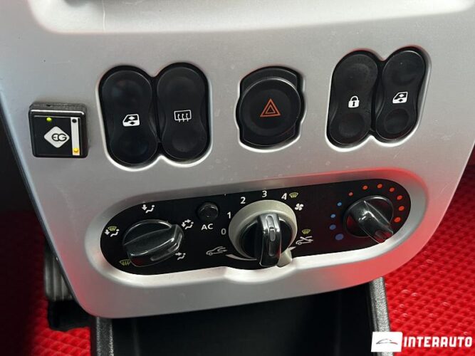 Dacia Logan 34 interauto-car