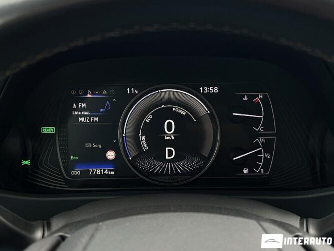 Lexus UX 250h 38 interauto-car