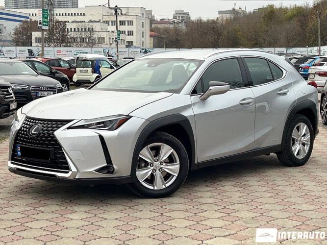 Lexus UX 250h 28 interauto-car