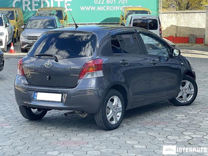 Toyota Yaris 31 interauto-car