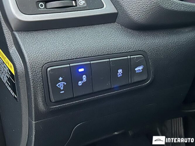 Hyundai Tucson 41 interauto-car