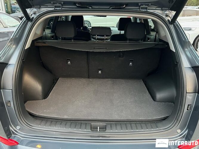 Hyundai Tucson 36 interauto-car