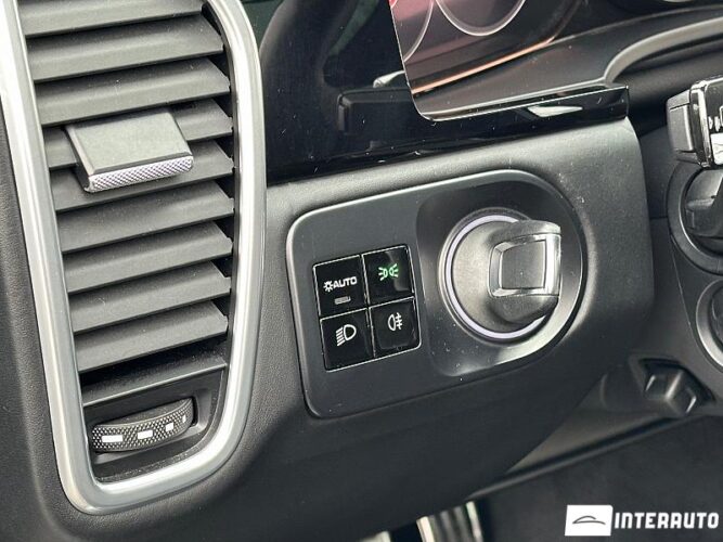 Porsche Cayenne S 52 interauto-car