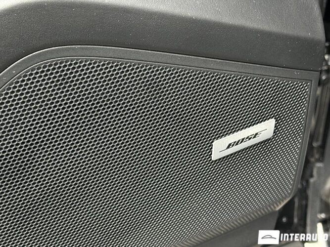 Porsche Cayenne S 53 interauto-car