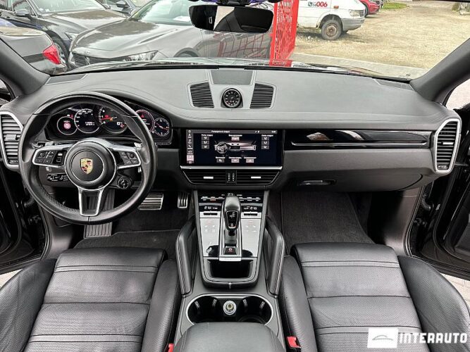 Porsche Cayenne S 44 interauto-car