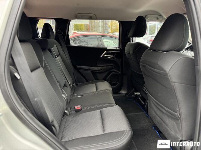 Mitsubishi Outlander 47 interauto-car