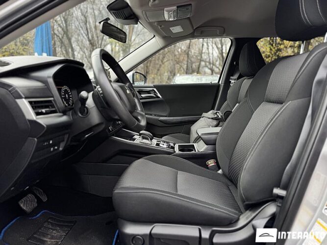 Mitsubishi Outlander 36 interauto-car