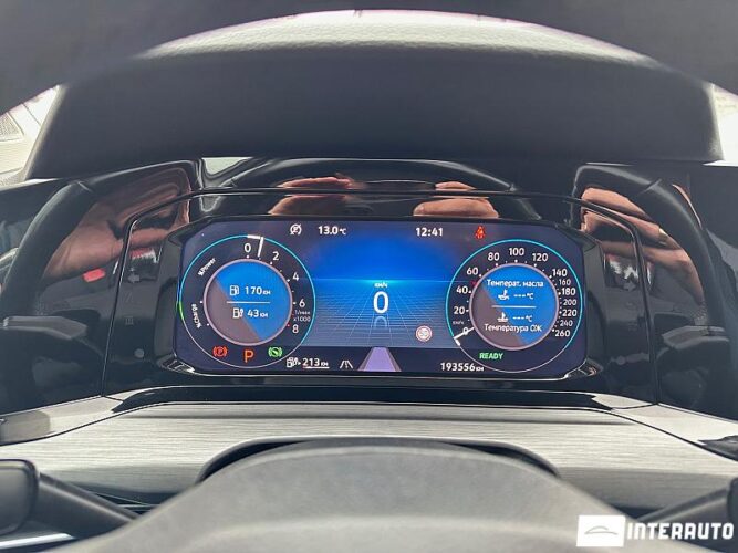 Volkswagen Golf GTE 43 interauto-car