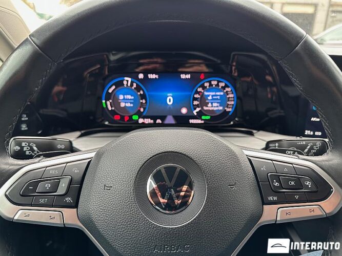 Volkswagen Golf GTE 42 interauto-car