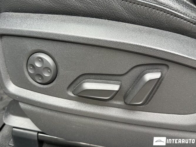 Audi Q5 63 interauto-car