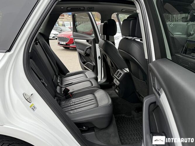 Audi Q5 54 interauto-car