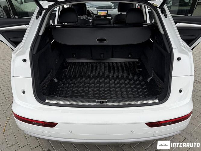 Audi Q5 64 interauto-car