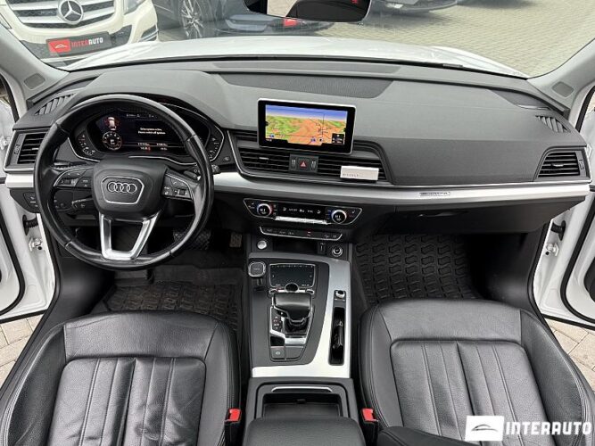 Audi Q5 44 interauto-car