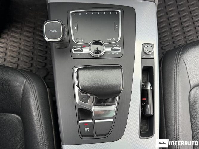 Audi Q5 51 interauto-car
