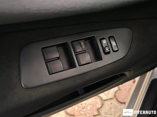 Toyota Auris 33 interauto-car