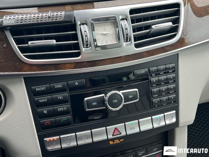 Mercedes E 250 54 interauto-car
