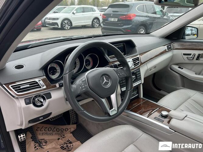 Mercedes E 250 46 interauto-car