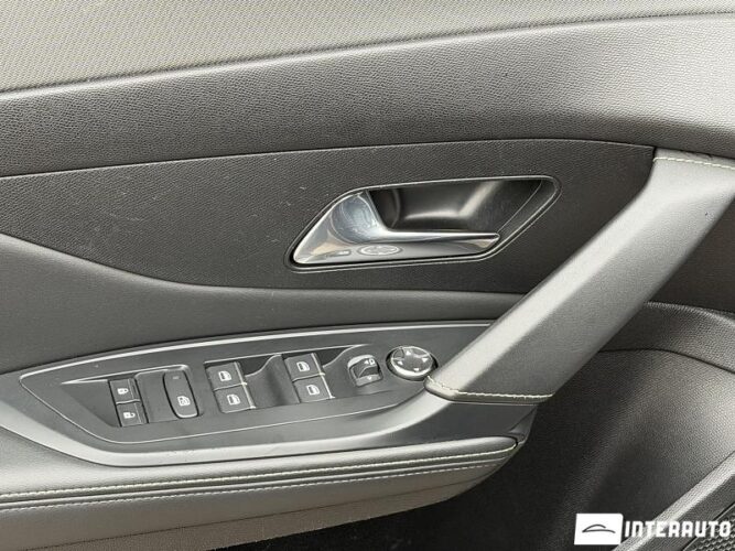 Peugeot 408 39 interauto-car