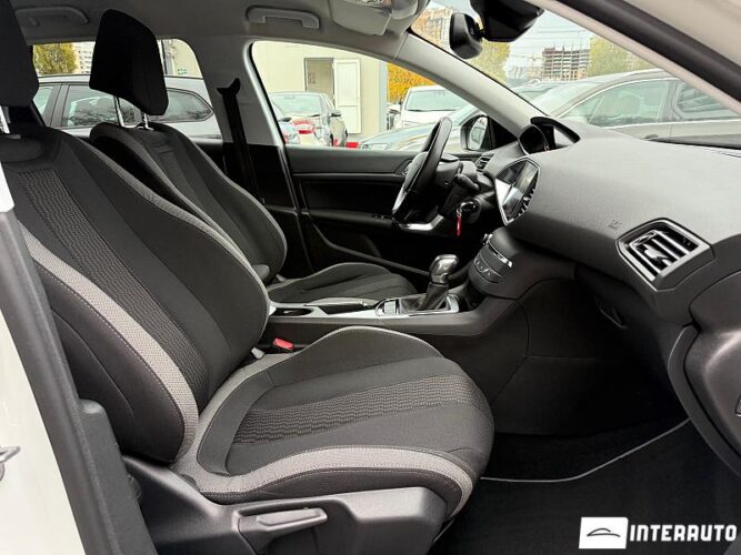 Peugeot 308 38 interauto-car