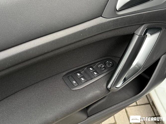 Peugeot 308 31 interauto-car