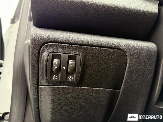 Renault Megane 47 interauto-car