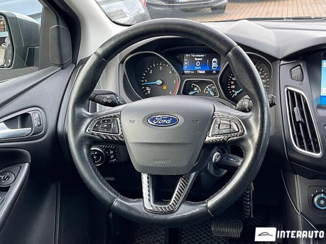 Ford Focus 35 interauto-car